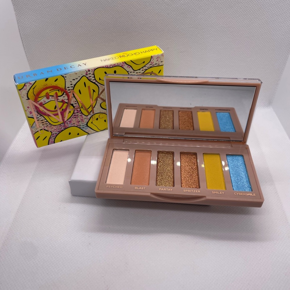 Urban Decay Naked Mucho Happy Eyeshadow Palette